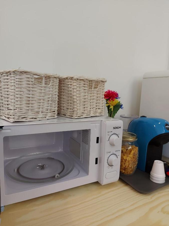 Le Ginestre In Centro Bed & Breakfast ซาแลร์โน ภายนอก รูปภาพ