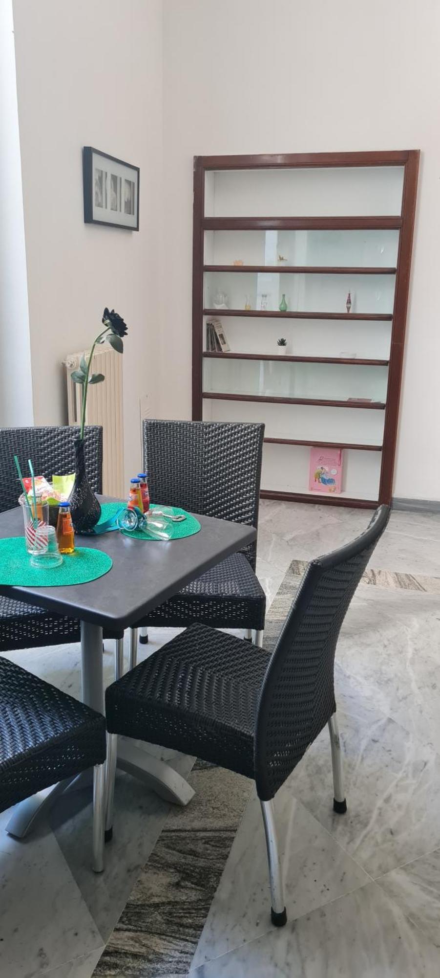 Le Ginestre In Centro Bed & Breakfast ซาแลร์โน ห้อง รูปภาพ